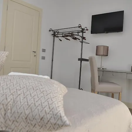 לינה וארוחת בוקר Il Casale Della Gioia 3*