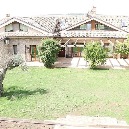 Il Casale Della Gioia לינה וארוחת בוקר 3*