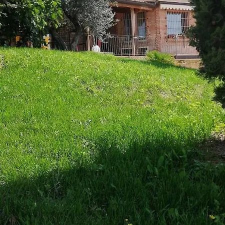 Il Casale Della Gioia לינה וארוחת בוקר 3*