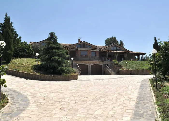 Il Casale Della Gioia Bed & Breakfast 3*