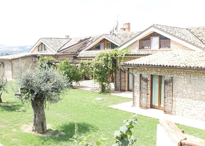 Il Casale Della Gioia Bed & Breakfast 3*